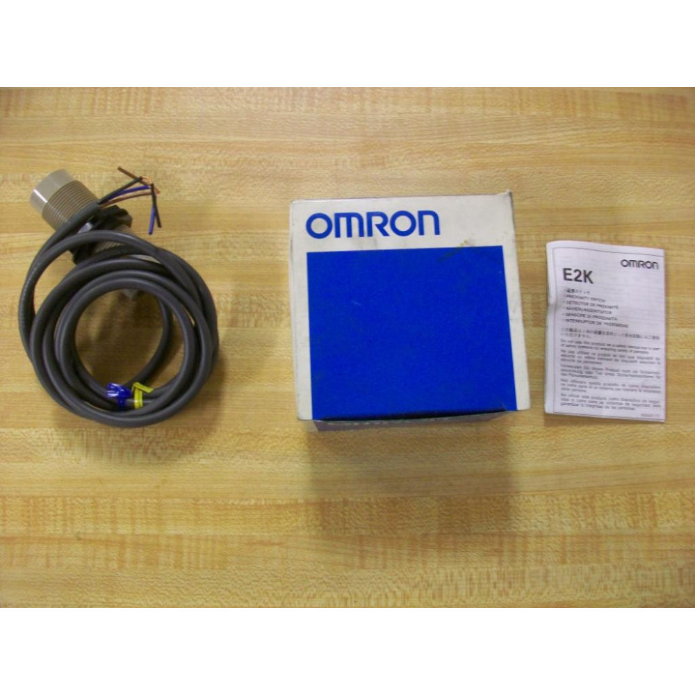 Omron E2K-X15MF2 Proximity Switch E2KX15MF2
