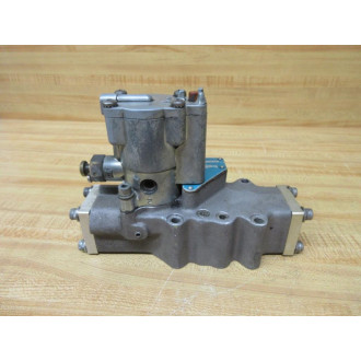 Schrader Bellows L545-39-102 Valvair  Pilot Valve L54539102 With Manifold - Used
