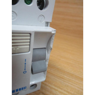 Schupa NPFI 40.030.4V Circuit Breaker 40AMP Chipped - Used