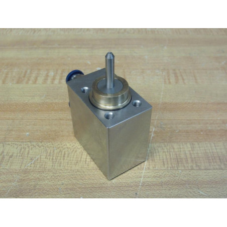 Krones R 822 020 017 Cylinder R822020017 WFittings - New No Box