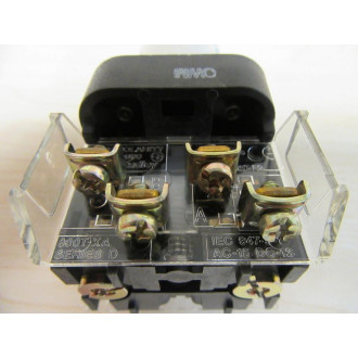 Allen Bradley 800T-QAH24W Push Button Switch