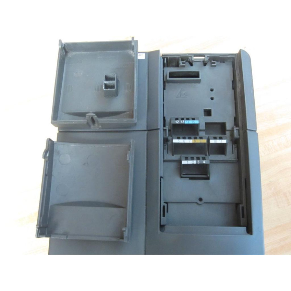 Siemens 6SE6420-2AD27-5CA1 Drive 6SE64202AD275CA1 Enclosure Only - Used Siemens 6SE6420-2AD27-5CA1 Drive 6SE64202AD275CA1 Enclosure Only - Used