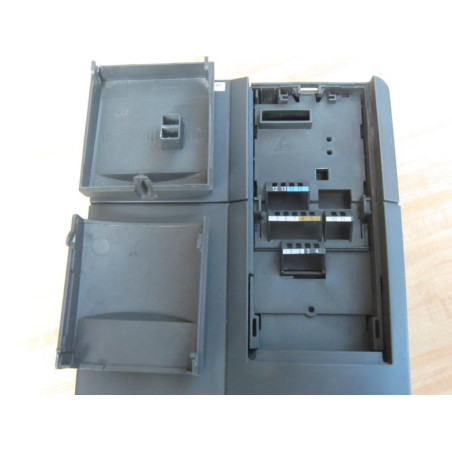 Siemens 6SE6420-2AD27-5CA1 Drive 6SE64202AD275CA1 Enclosure Only - Used