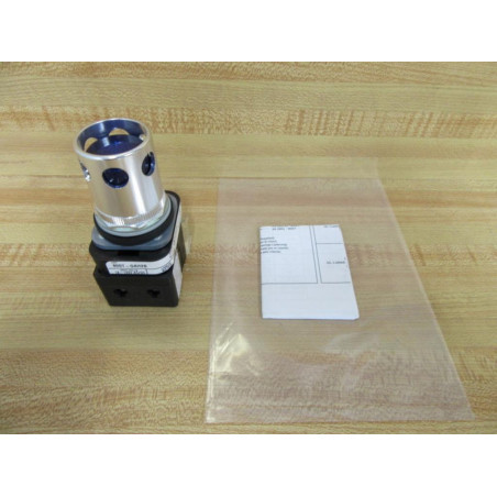 Allen Bradley 800T-QAH2B Push Button Switch - New No Box