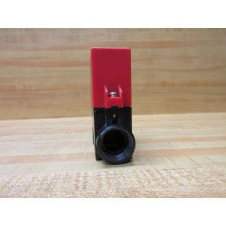 Square D 9006-PE8FANER Photoelectric Switch PE8FANER WConnector - Used
