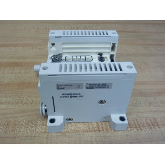 SMC VV5Q21-04C4FU0-NS Manifold VV5Q2104C4FU0NS 4P - New No Box
