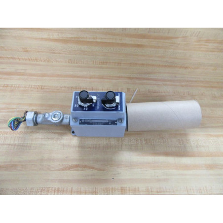 Allen Bradley 800H-1HVX7M1 Station 800H1HVX7M1 WSwitch And Thermostat - Used