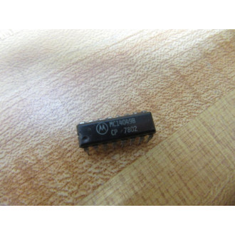 Motorola MC14049B Integrated Circuit - New No Box