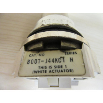 Allen Bradley 800T-J44KC1 Selector Switch 800TJ44KC1 Ser N - Used