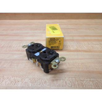 Hubbell HBL5462 Duplex Receptacle