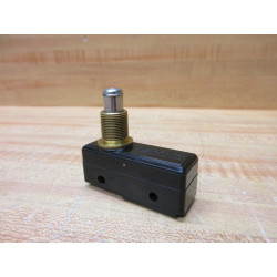 MicroSwitch BZ-2RQ104 Honeywell Switch BZ2RQ104 - Used