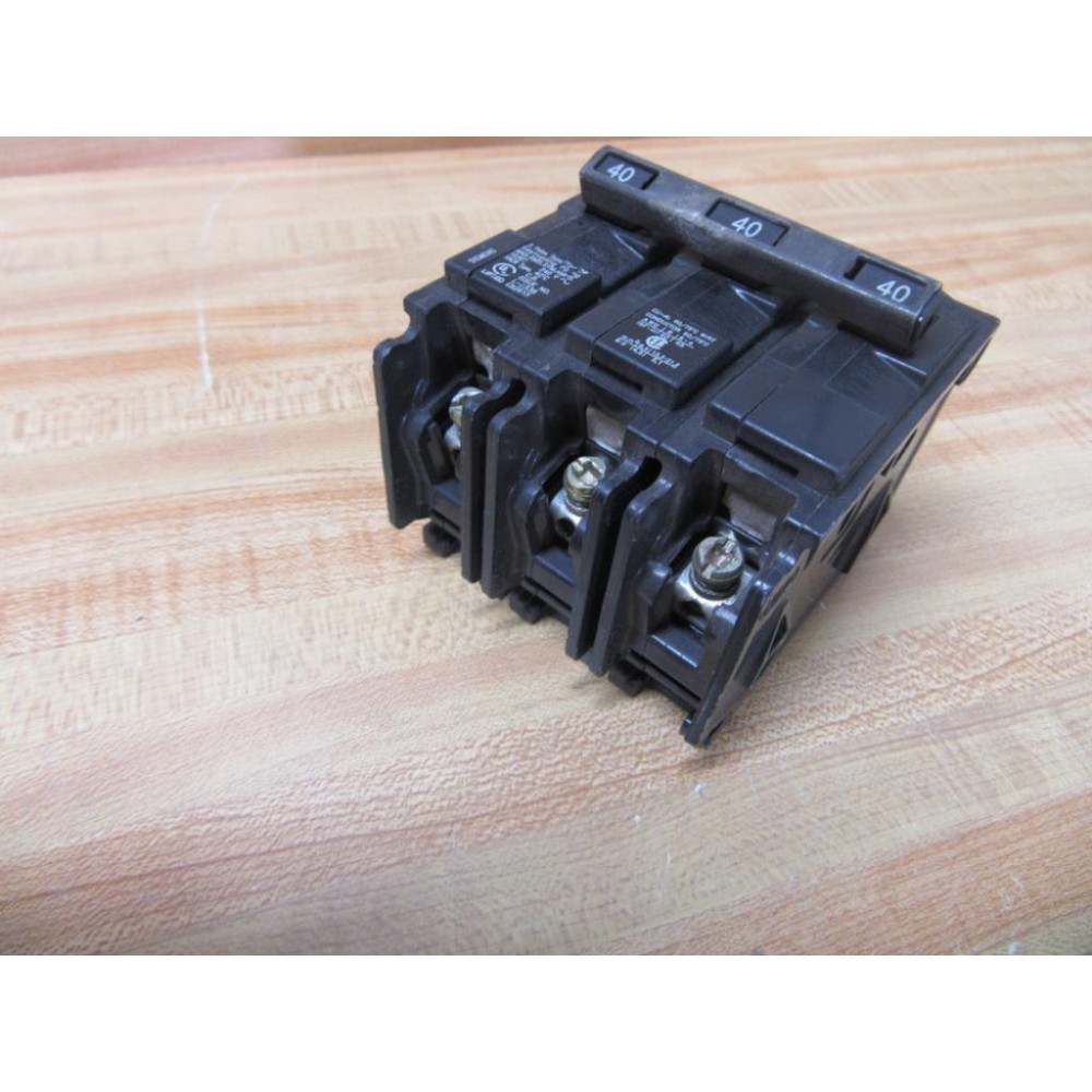 Siemens Q340 Gould ITE Circuit Breaker 3 Pole 40A - Used Siemens Q340 Gould ITE Circuit Breaker 3 Pole 40A - Used