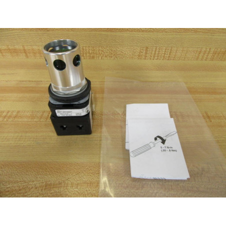 Allen Bradley 800T-QAH2GD1 Push Button Switch 800TQAH2GD1 - New No Box