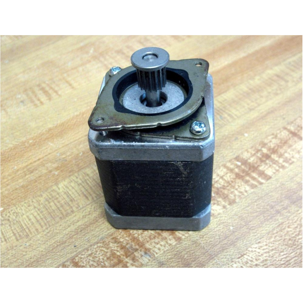 Moons 17HD5008-04N Stepping Motor 9E5657 - Used