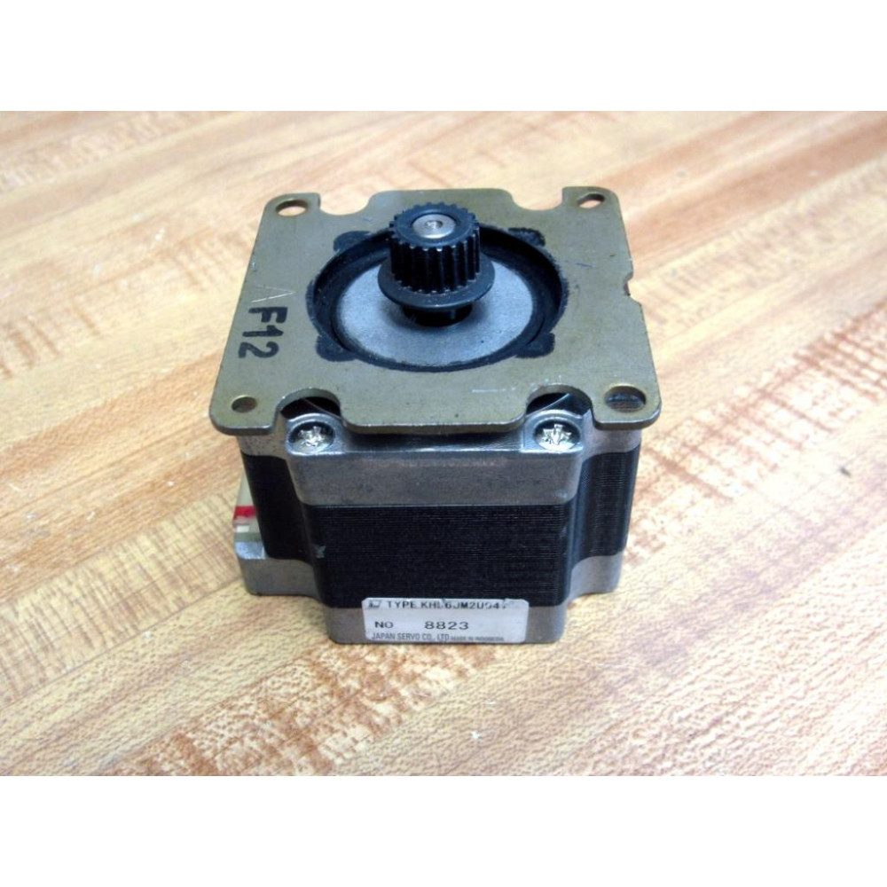 Japan Servo KH56JM2U047 Stepping Motor - Used
