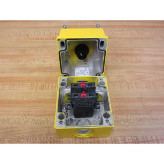 Sprecher+Schuh D7-1MYP Push Button Station D71MYP - New No Box