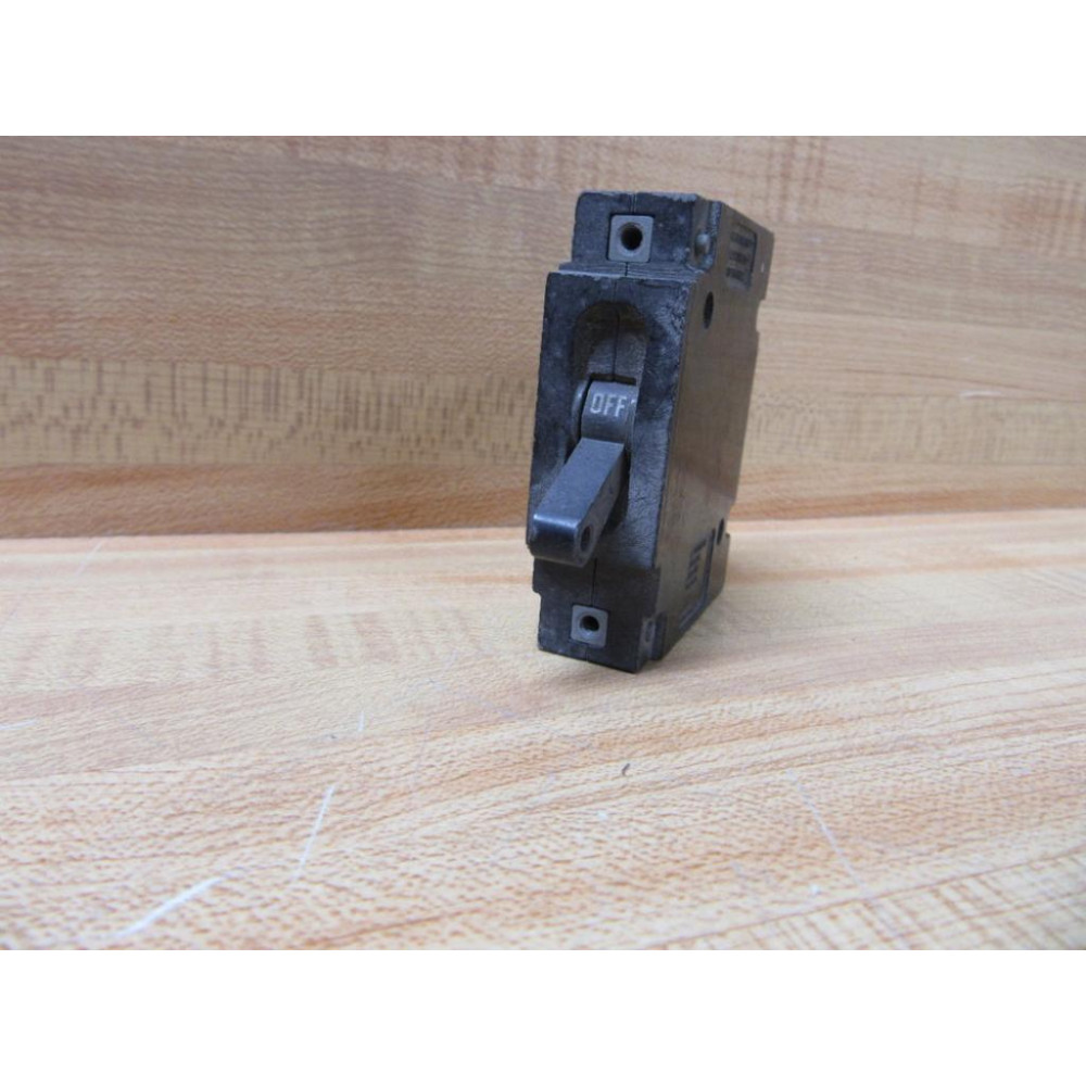 Heinemann AM1-B8-A AM1-B8-A-35-20 Circuit Breaker AM1-B8-A (Pack of 4) - Used
