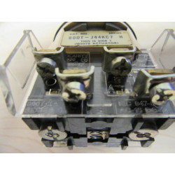 Allen Bradley 800T-J44KC7 Keyed Selector Switch 800TJ44KC7 - Used