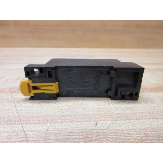 Omron PYF08A Relay Socket PYFO8A WBrackets (Pack of 5) - New No Box