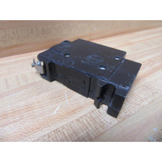 Square D EHB41020 Circuit Breaker 20 Amp - Used
