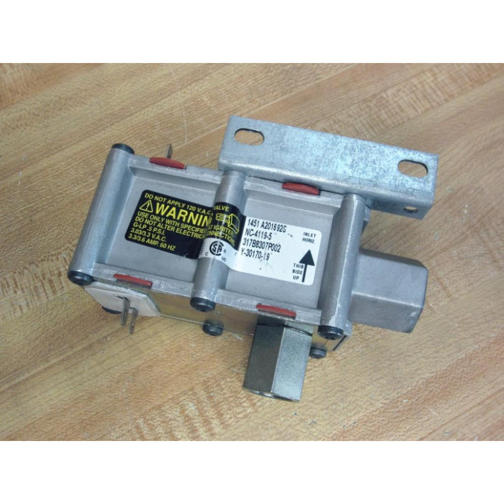 Invensys NC-4119-5 Gas Safety Valve 317B8307P002 - Used Invensys NC-4119-5 Gas Safety Valve 317B8307P002 - Used