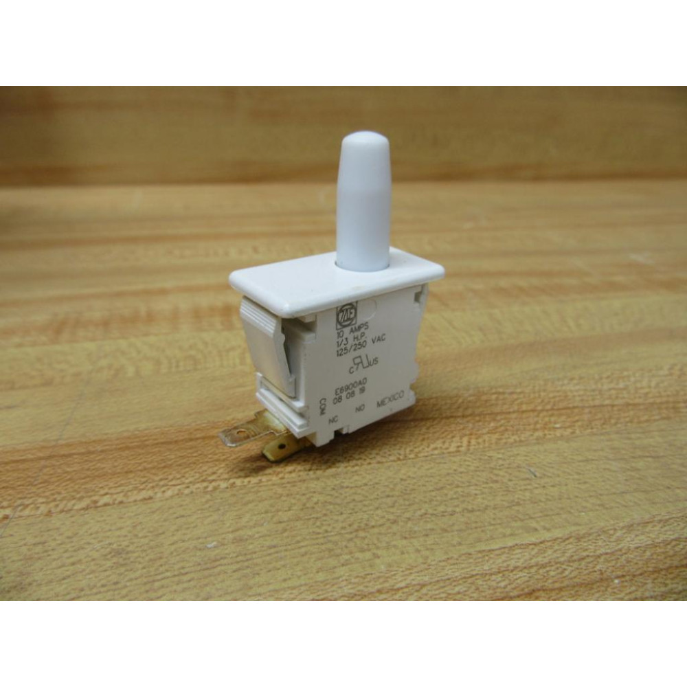 ZF Friedrichshafen E6900A0 Pin Plunger Switch - New No Box