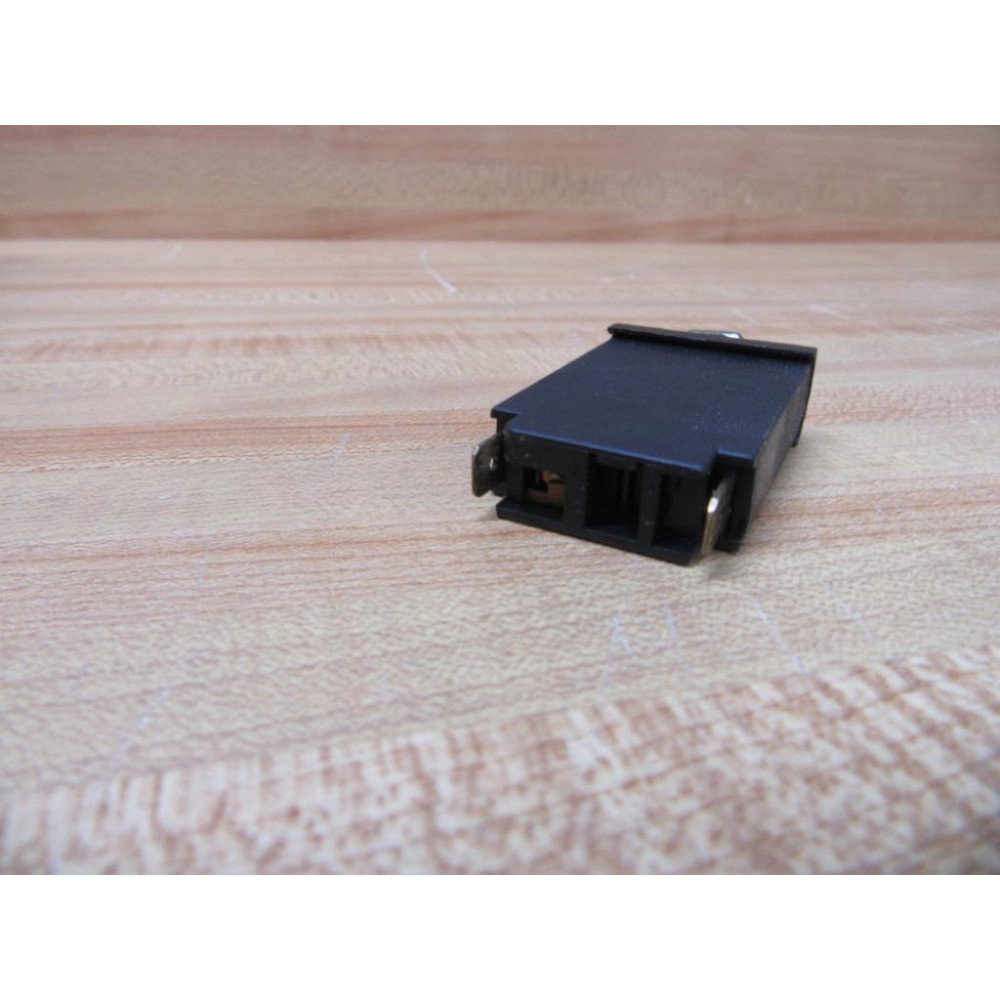 Weber T12-221 3.0A Circuit Breaker 3.0A T1222130A - Used