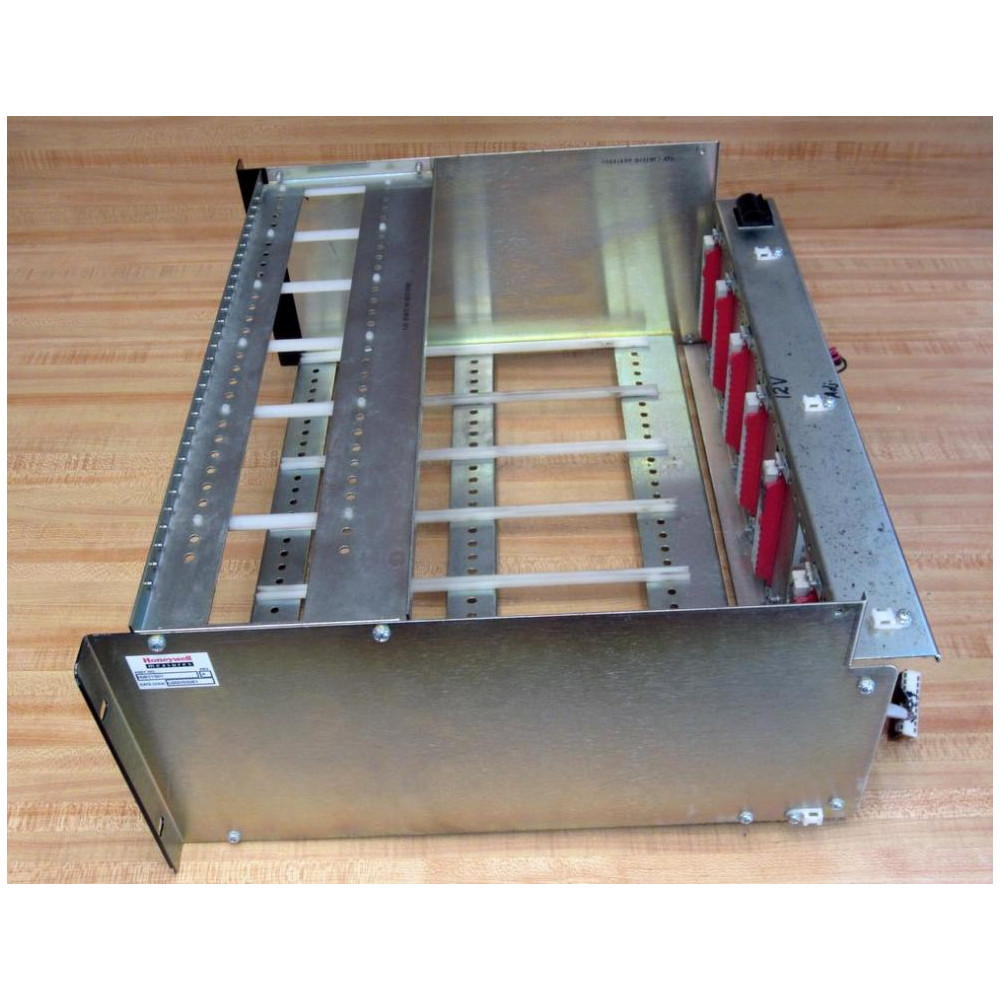 Honeywell Measurex 09831501 6-Slot PLC ChassisRack - Used