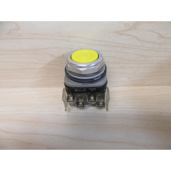 Allen Bradley 800T-A9A Push Button Yellow 800TA9A SER. N - Used