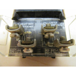 Allen Bradley 800T-A9A Push Button Yellow 800TA9A SER. N - Used