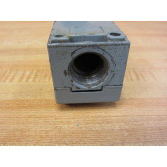 Square D 9007-C54A2 Limit Switch 9007C54A2 WRoller - Used