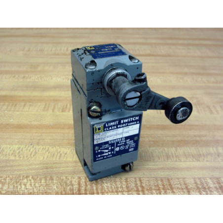 Square D 9007-C54B2 Limit Switch 9007C54B2 WRoller - Used