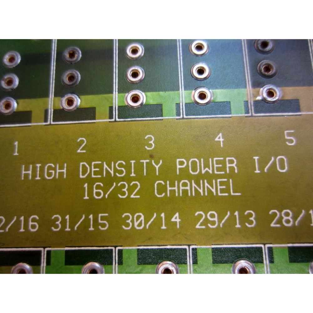 Honeywell Measurex 05405200 Power IO 1632 Channel 0440520 0 - Used