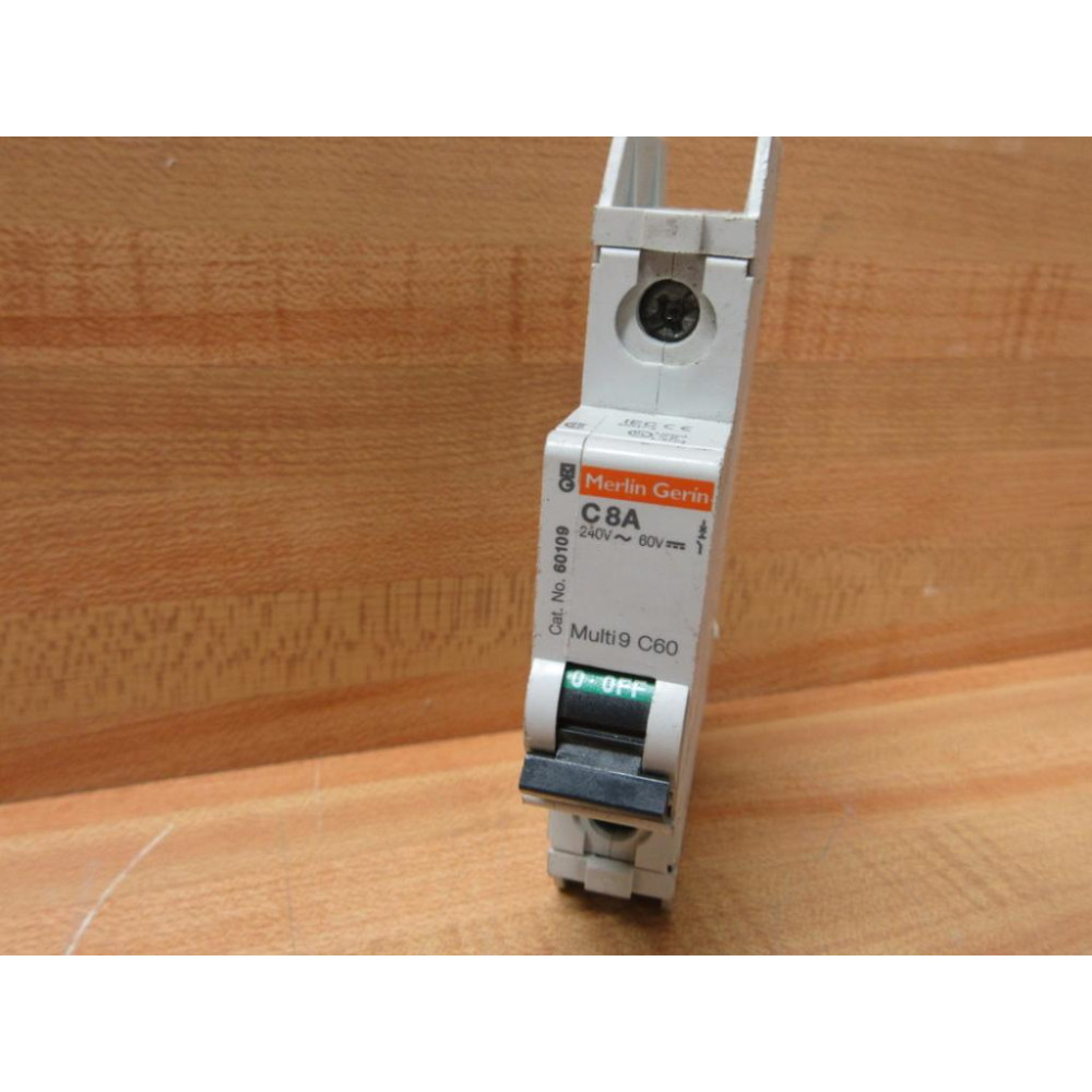 Schneider 60109 Merlin Gerin 8A Breaker Square D MG60109 - Used