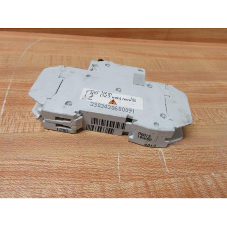 Schneider 60109 Merlin Gerin 8A Breaker Square D MG60109 - Used