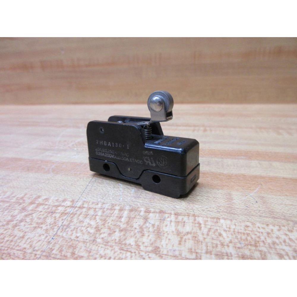 Unimax 2HBA130-1 Switch 2HBA1301 - Used