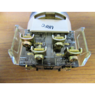 Allen Bradley 800T-N61KG4B Selector Switch