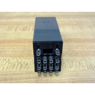IDEC GT5Y-4SN3D24 On-Delay Timer Relay GT5Y4SN3D24 - New No Box