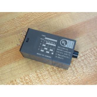 IDEC GT5Y-4SN3D24 On-Delay Timer Relay GT5Y4SN3D24 - New No Box