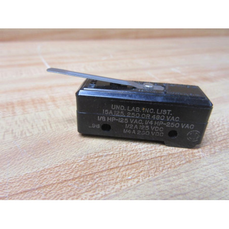 Micro Switch BZ-2RL Honeywell Limit Switch BZ2RL (Pack of 2) - Used