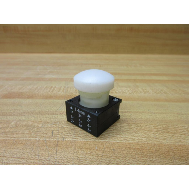 Siemens 3SB3001-6BA60 Furnas White Indicator Light WHolder - New No Box