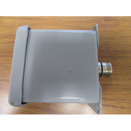 Hoffman E-1PBGXM Pushbutton Enclosure E1PBGXM W12 Pin Connector - Used