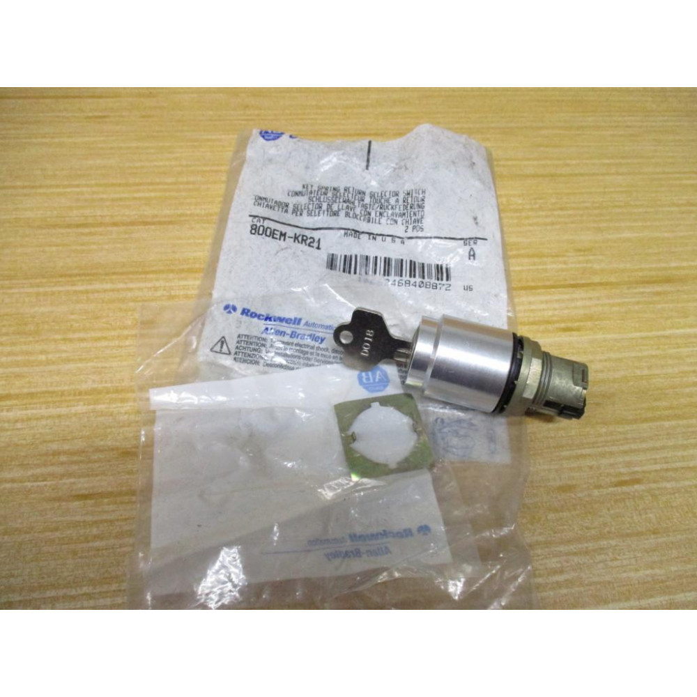 Allen Bradley 800EM-KM21 Key Maintained Selector Switch 800EMKM21 One Key