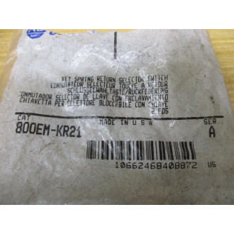 Allen Bradley 800EM-KM21 Key Maintained Selector Switch 800EMKM21 One Key