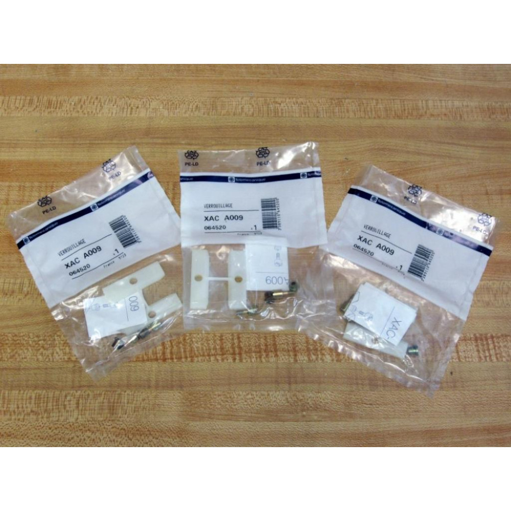 Telemecanique XAC A009 Lockdown Kit XACA009 (Pack of 3) Telemecanique XAC A009 Lockdown Kit XACA009 (Pack of 3)