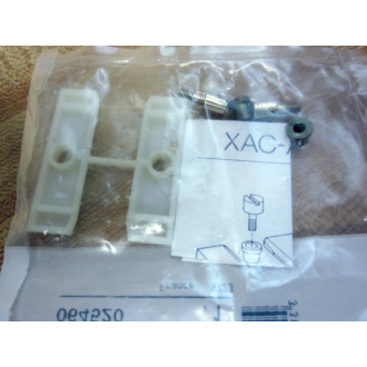 Telemecanique XAC A009 Lockdown Kit XACA009 (Pack of 4)