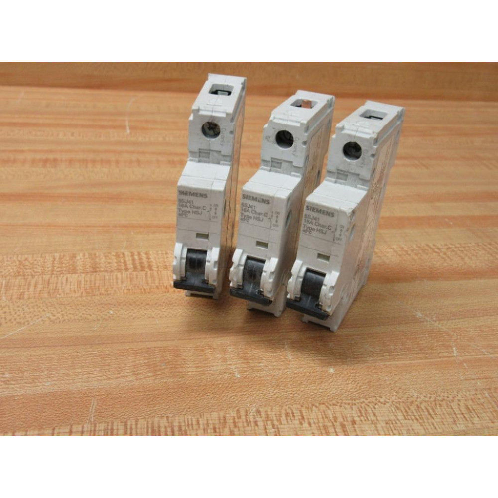 Siemens 5SJ4116-7HG40 Circuit Breaker 16A 5SJ41 Cracked (Pack of 3) - Used Siemens 5SJ4116-7HG40 Circuit Breaker 16A 5SJ41 Cracked (Pack of 3) - Used