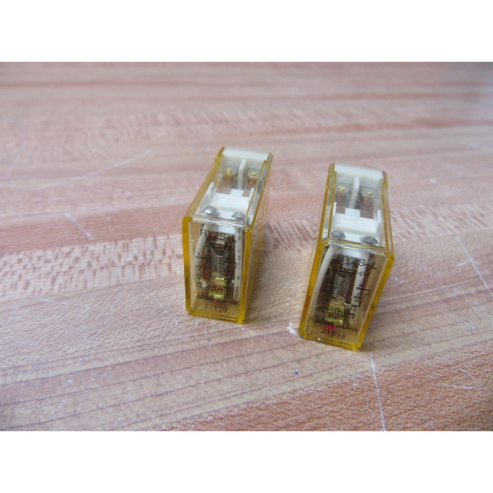 IDEC RY2S-L-DC24V Relay RY2S-L (Pack of 2) - New No Box
