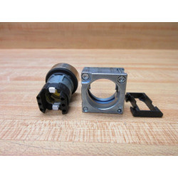 Siemens 3SB3 501-0AA01 Amber 3SB35010AA01 wBase & Clip - New No Box