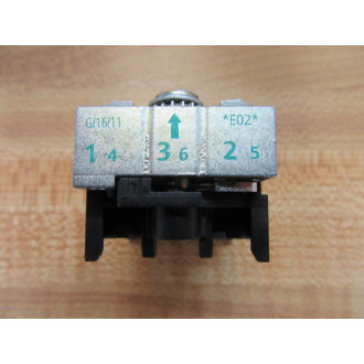 Siemens 3SU1550-0AA10-0AA0 Switch Base